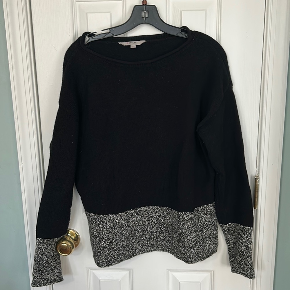 Athleta black and gray long sleeve